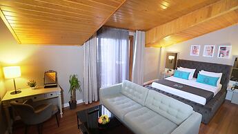 Homey Airport Hotel