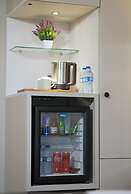 Homey Airport Hotel