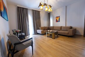 Yalinn Hotel