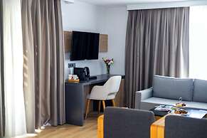 Yalinn Hotel