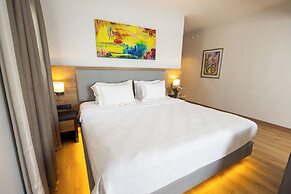 Yalinn Hotel