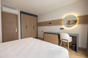 Yalinn Hotel