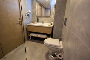Yalinn Hotel