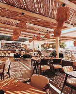 Yalinn Hotel