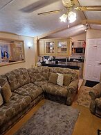 Discover Comfort Home From Home 8-birth Caravan