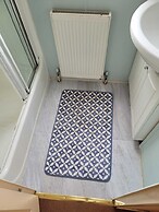 Discover Comfort Home From Home 8-birth Caravan
