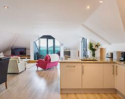 Upper Deck