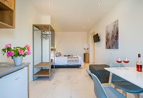 Linda Apartments
