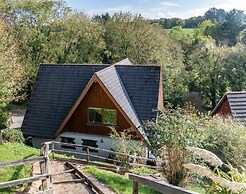 Alpine Lodge