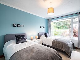 Longhouse Bungalow