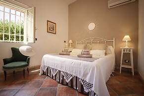 TD Villa Marinesca Typical Villa With Pool