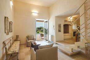 TD Casa Lul Panoramic Pool Over Mediterranean Scrub