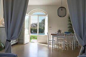 TD Dimora del Giglio With Organic Garden With Pool