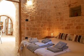 TD Trulli Bruco Large Pool for Family Fun