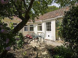 Long Batch Cottage
