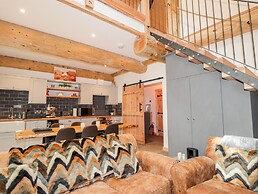 Pine Marten Lodge