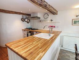Cross View Cottage
