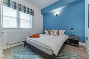 140 Minories