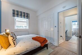 140 Minories