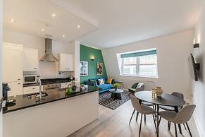 140 Minories