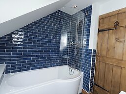 Lucys Cottage