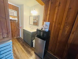 Riverfront Lodging