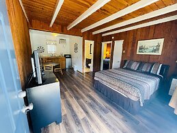 Riverfront Lodging