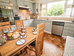 27 Pinewood Hill