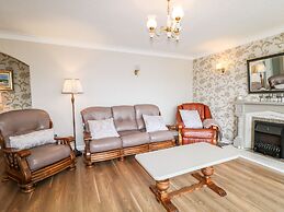 27 Pinewood Hill
