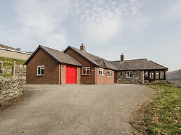 Cwm Heulog