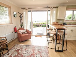 3 Valley View Lodges