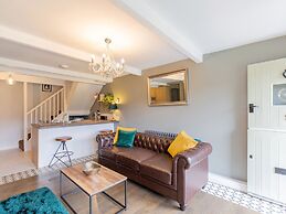 Mischa Cottage