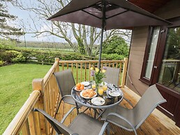 Holly Lodge