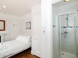 Bay Tree Cottage, Dartmouth