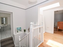 Bay Tree Cottage, Dartmouth