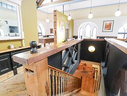 Greystones Chapel