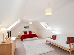 Redburn Steading