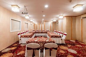 Mango Grove Hotel