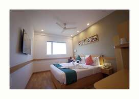 Mango Grove Hotel