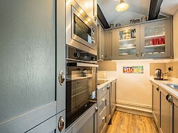 2 Sea View Cottage