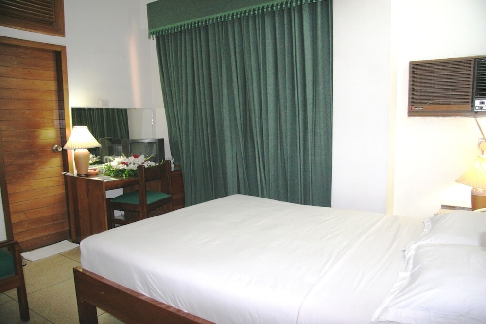 White House Hotel