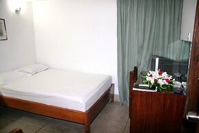 White House Hotel