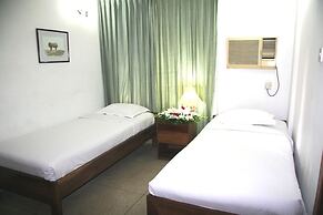 White House Hotel