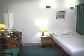 White House Hotel