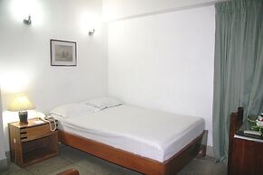 White House Hotel