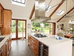 Clynnog House