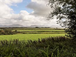 Clynnog House
