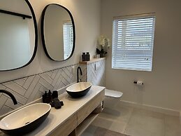 Mirabelle Guesthouse