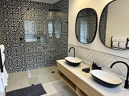 Mirabelle Guesthouse