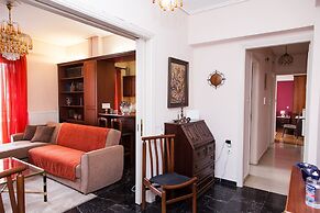 Elegant  Spacious Marousi Apt